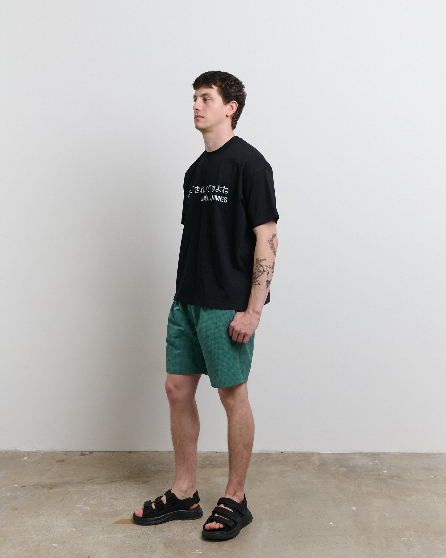 ‘The Moon Looks Pretty Doesn’t It’ T-shirt